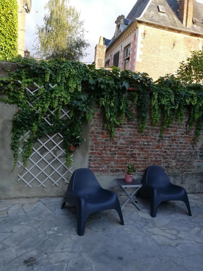Sweet Garden Villa La Fere Exterior photo